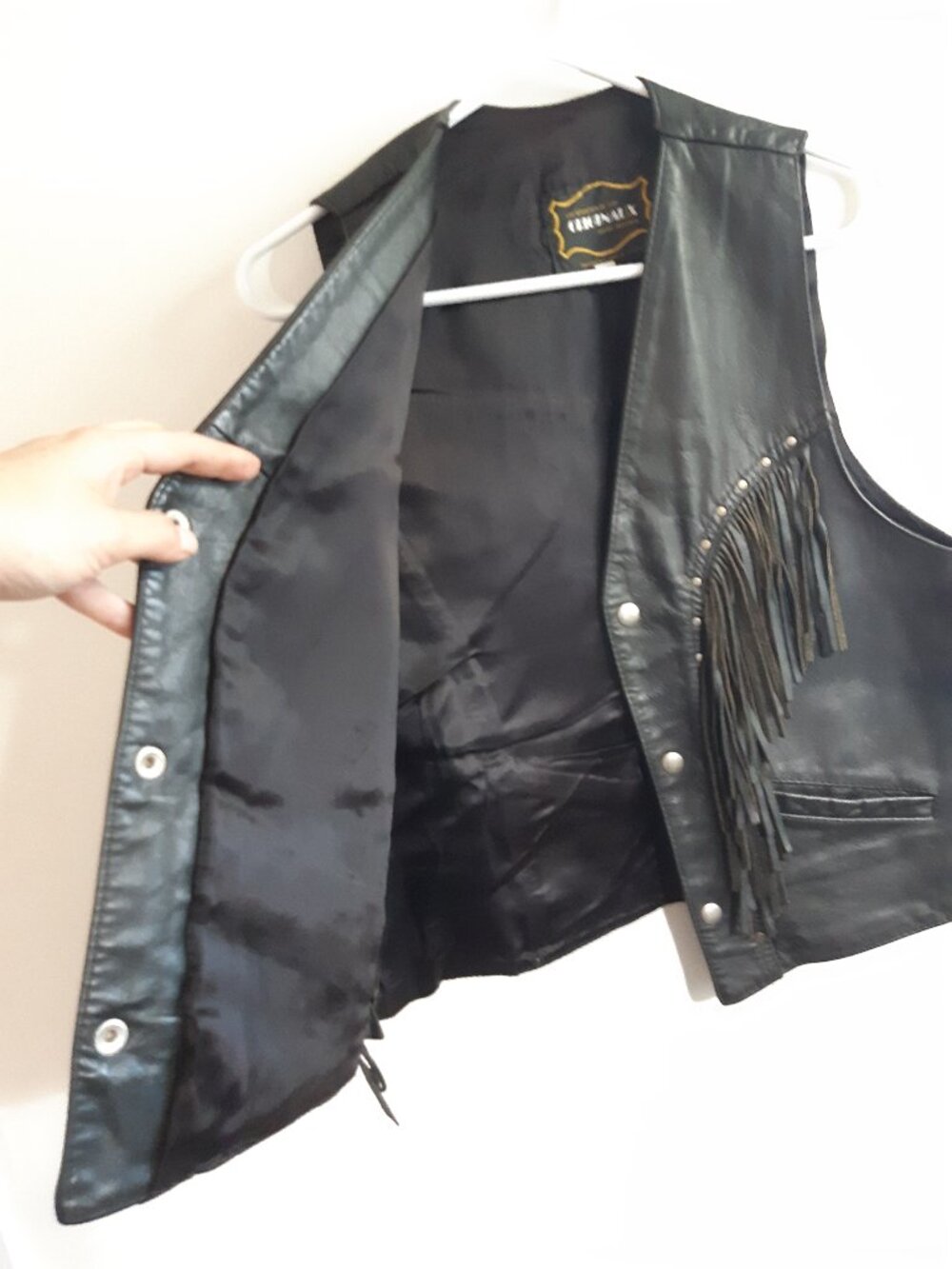 Vintage Genuine Leather Fringe Vest Biker Western Black LaceUp Made In Canada M - Picture 7 of 9
